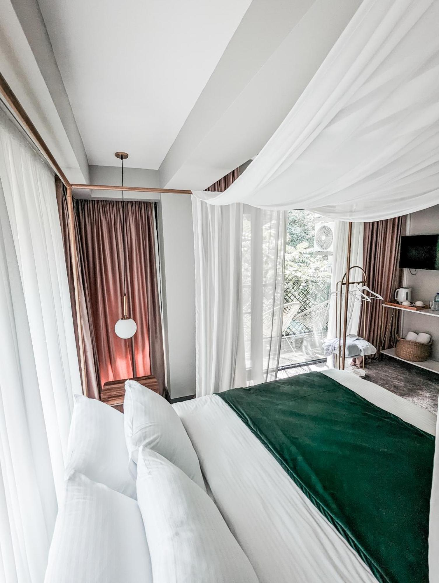Park Resort Mtirala National Park Chakvistavi מראה חיצוני תמונה